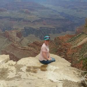 Meet your Posher, April